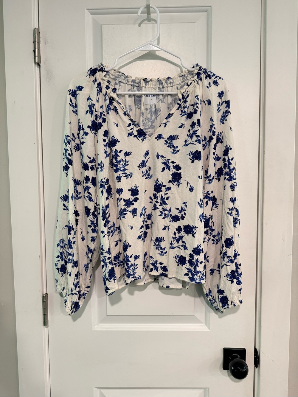 Old Navy Blue & White Floral Peasant Blouse Women’s Large Balloon Sleeve Boho - Picture 2 of 9
